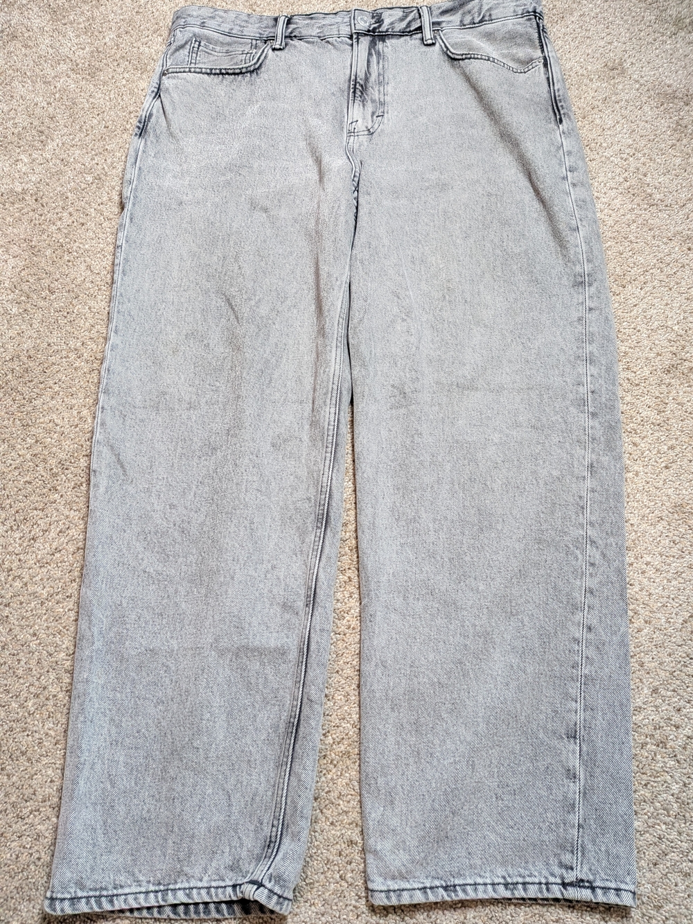 H&M Loose Fit Gray Wash Jeans Men’s 38x32